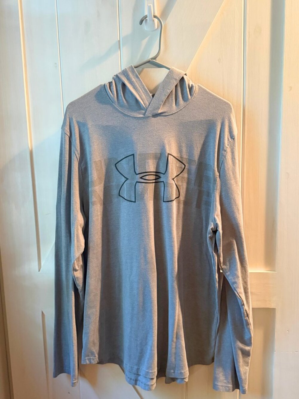 Under Armour Hooded Long Sleeve Shirt